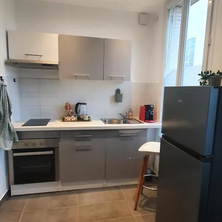 Cosy Et Fonctionnels דירה *